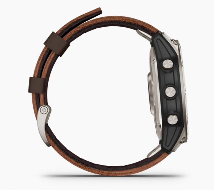 Garmin D2 MACH 1 (SD) FEKETE TIT�NIUM, BARNA B�R SZ�JJAL