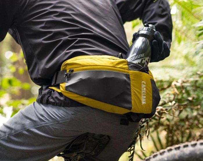 CAMELBAK Podium® Flow 4 �vt�ska + Podium® Dirt Series 620ml kulacs